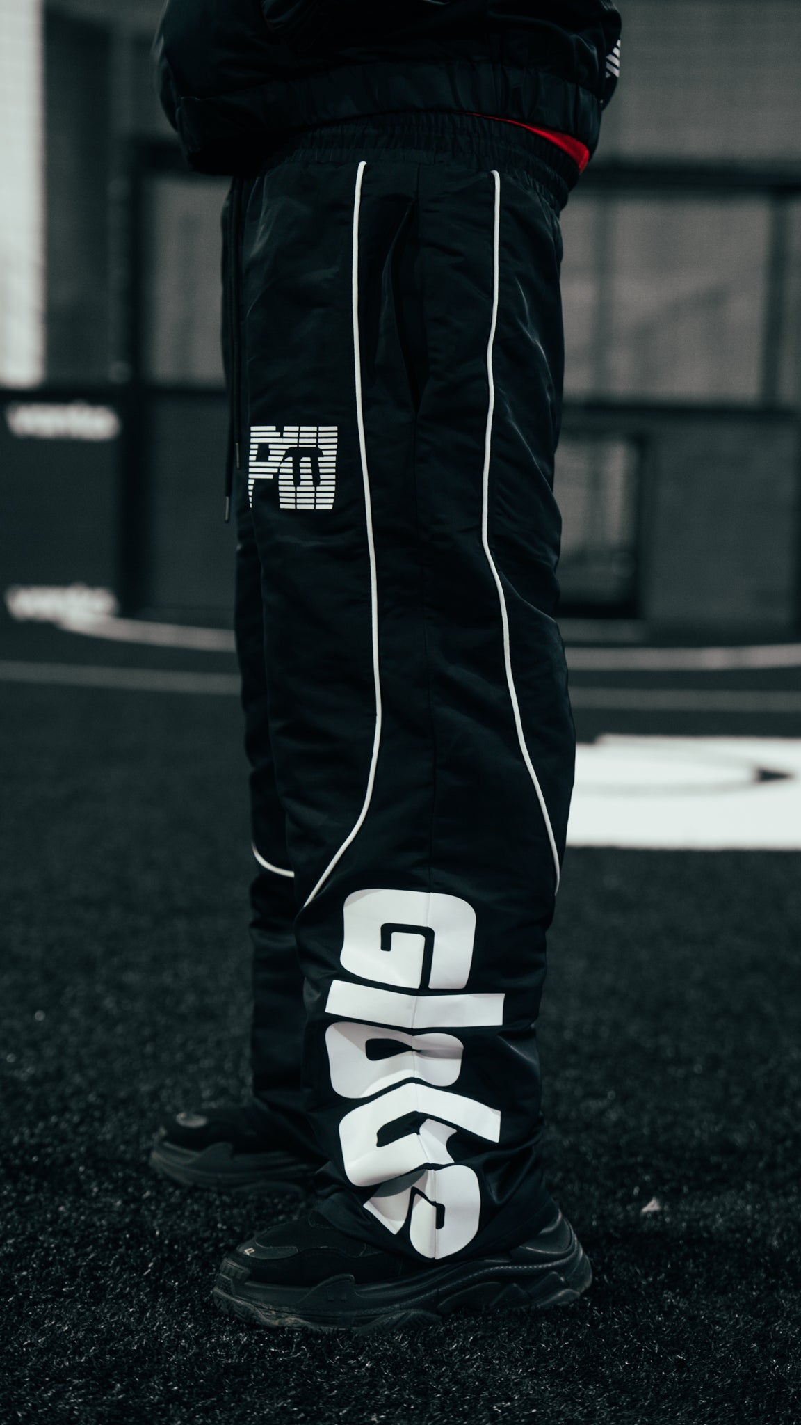 WORLD TRACKPANTS